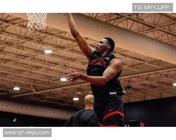 火箭若谢泼德表现不佳将考虑引进新控卫以提升球队实力